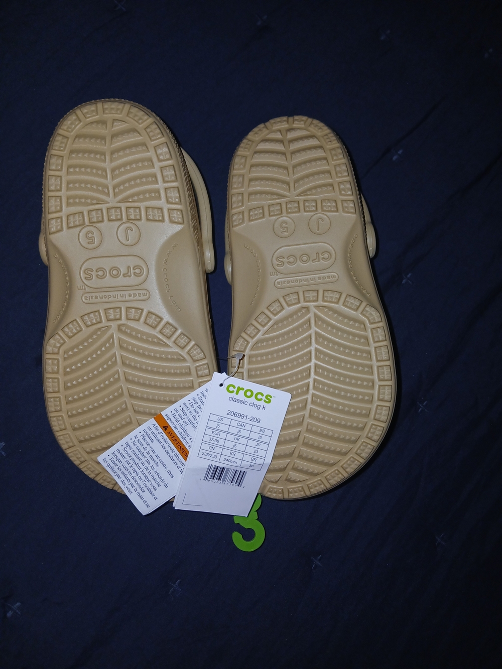 CROCS Kids Classic Clog - Beige/Tan - Picture 8 of 8